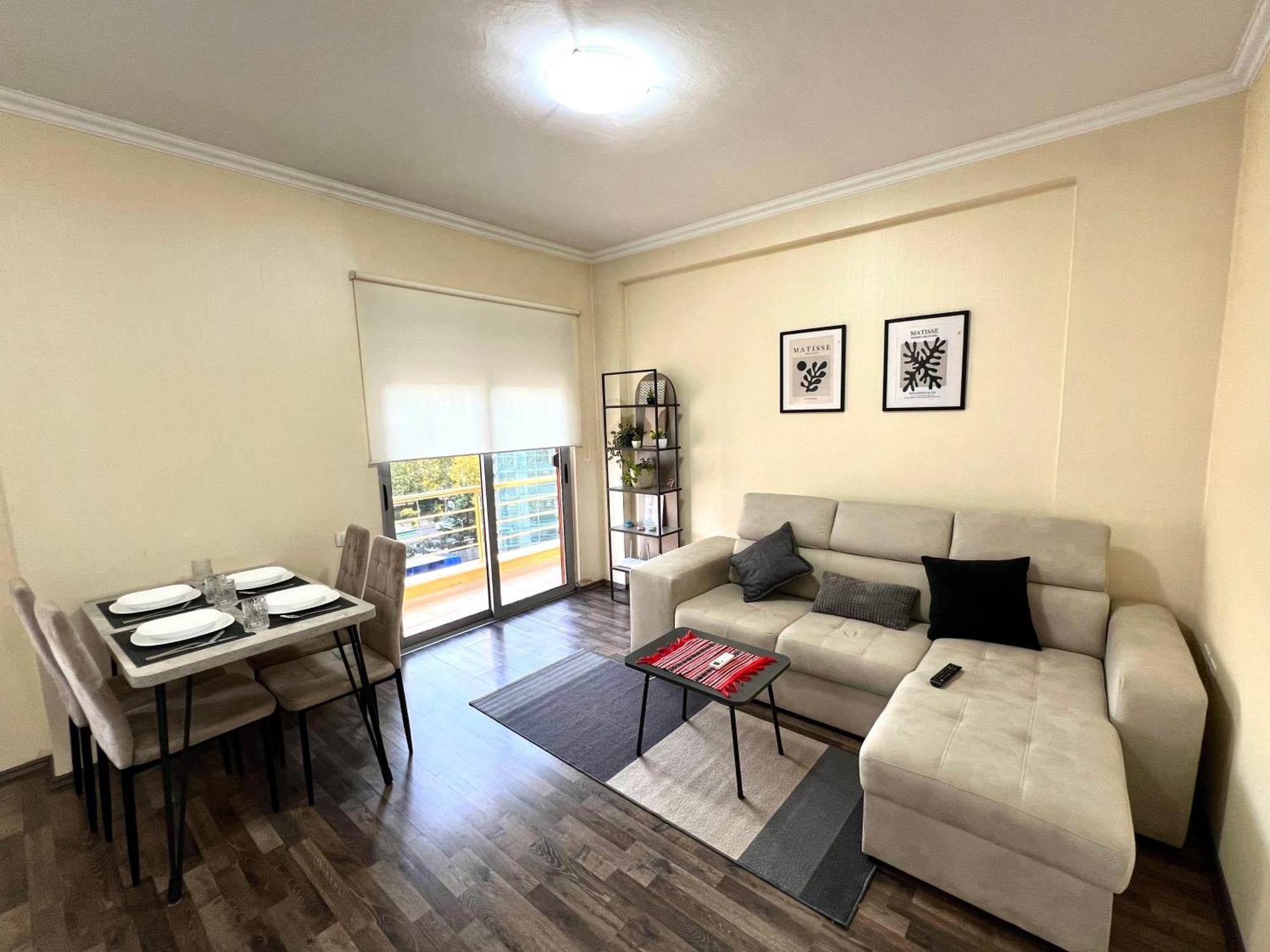 Urban 315 Apartment Tirana Esterno foto