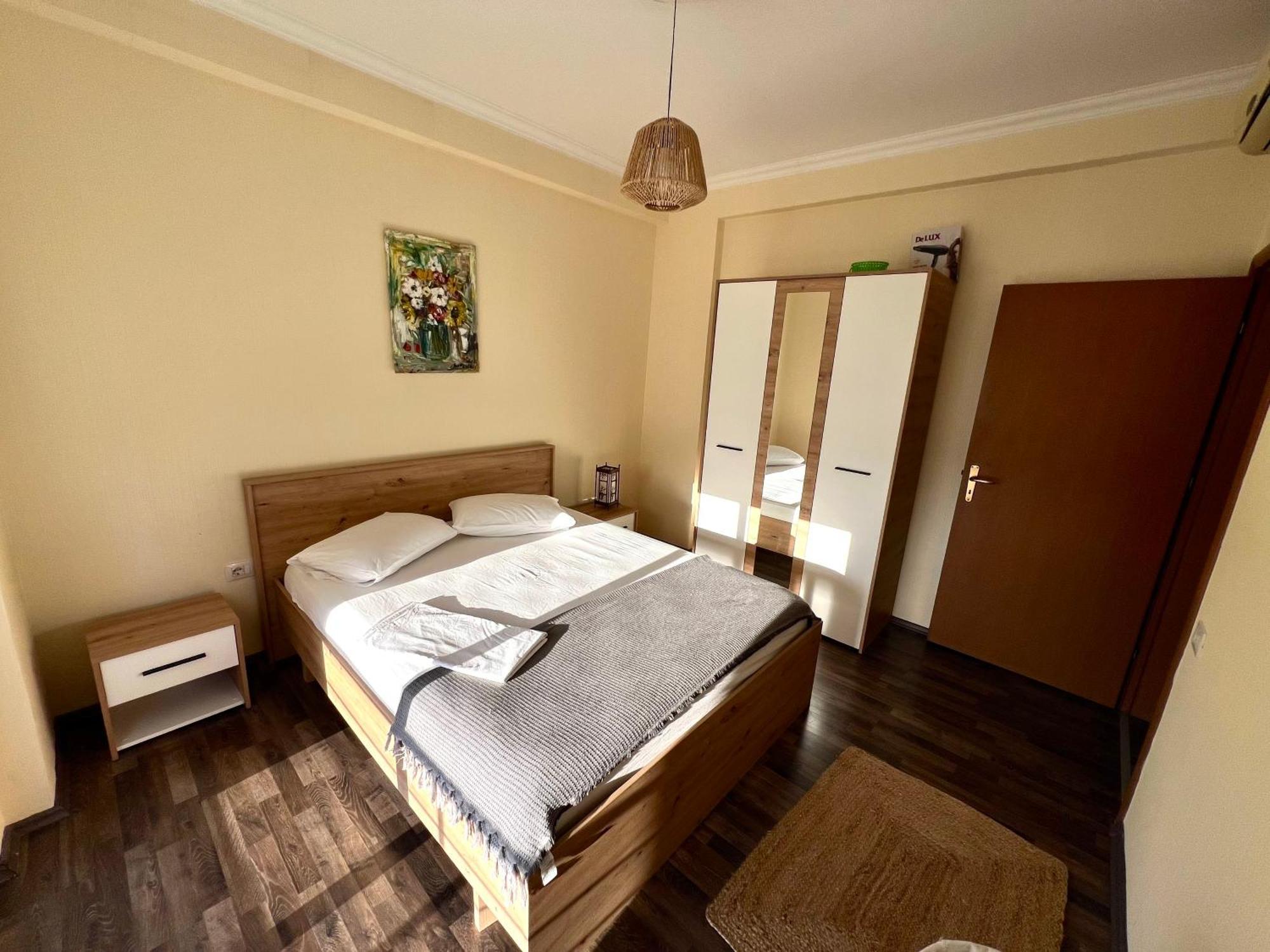 Urban 315 Apartment Tirana Esterno foto