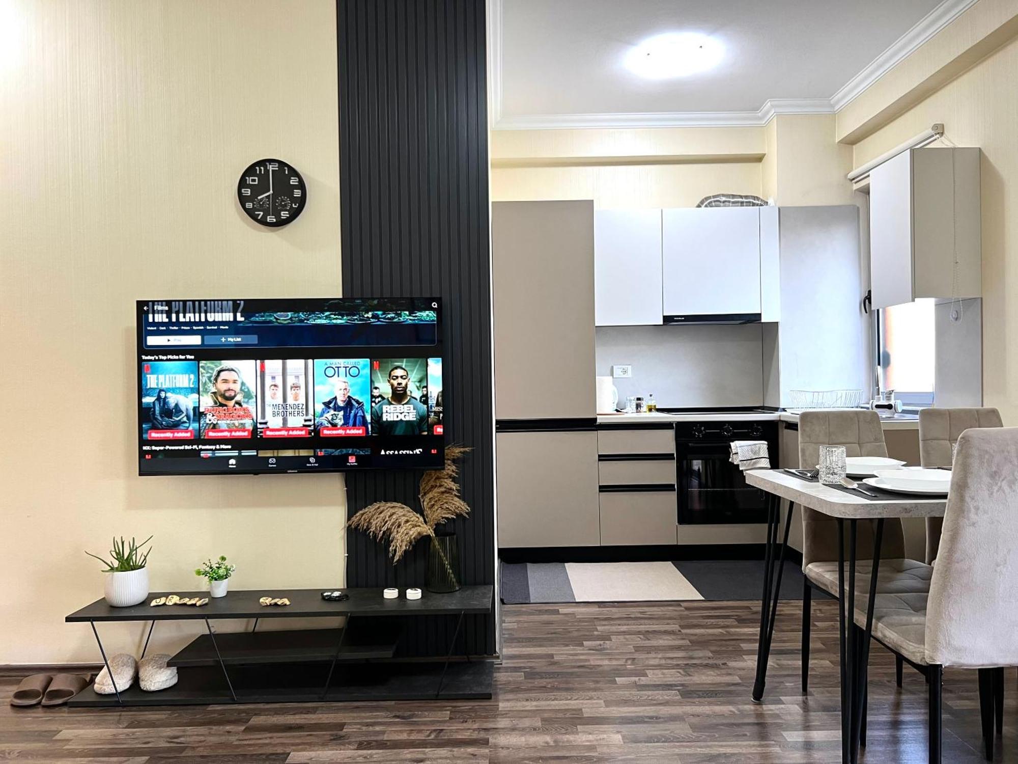 Urban 315 Apartment Tirana Esterno foto